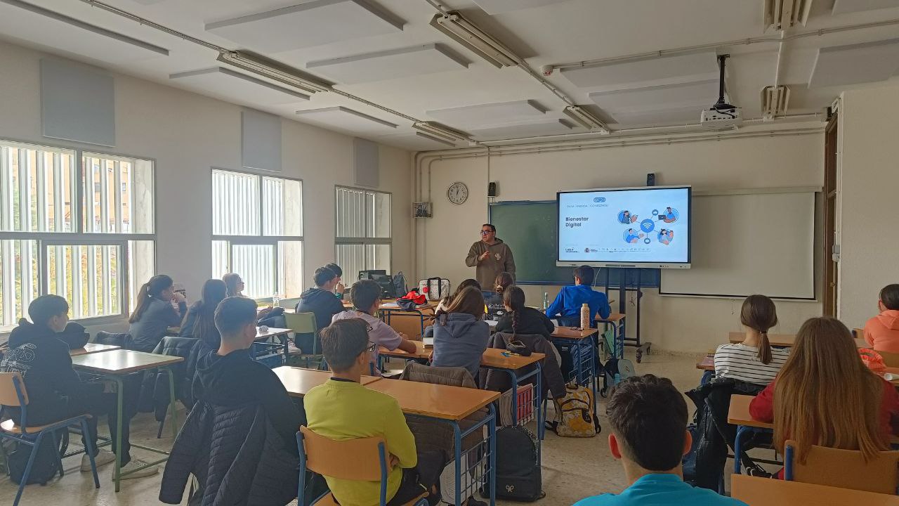 Charla en el IES Antonio María Calero